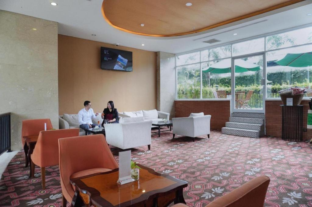 Indoluxe Hotel Jogjakarta Melati Экстерьер фото