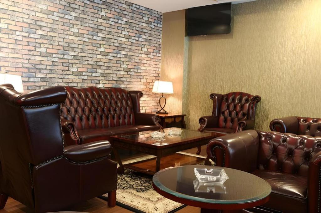 Indoluxe Hotel Jogjakarta Melati Экстерьер фото